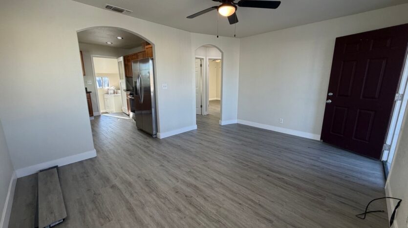 2569 - 2571 Erickson Street - Sacramento - California - 2 bed, 1 bath rental property