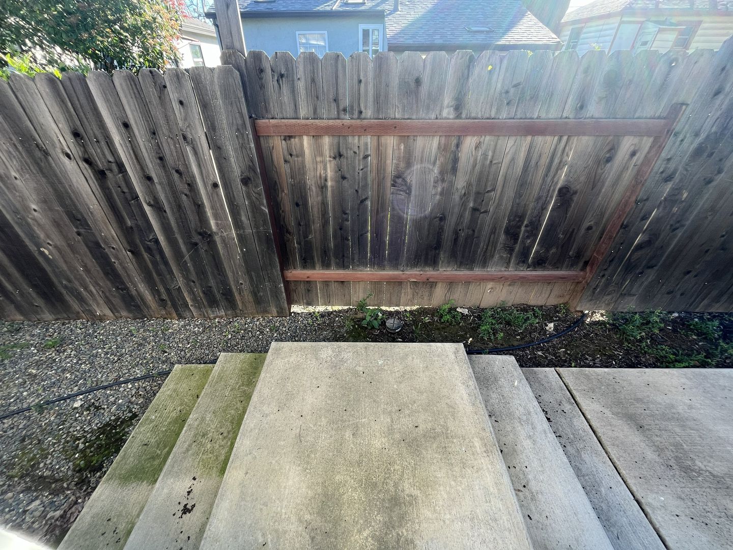 2569 - 2571 Erickson Street - Sacramento - California - 2 bed, 1 bath rental property