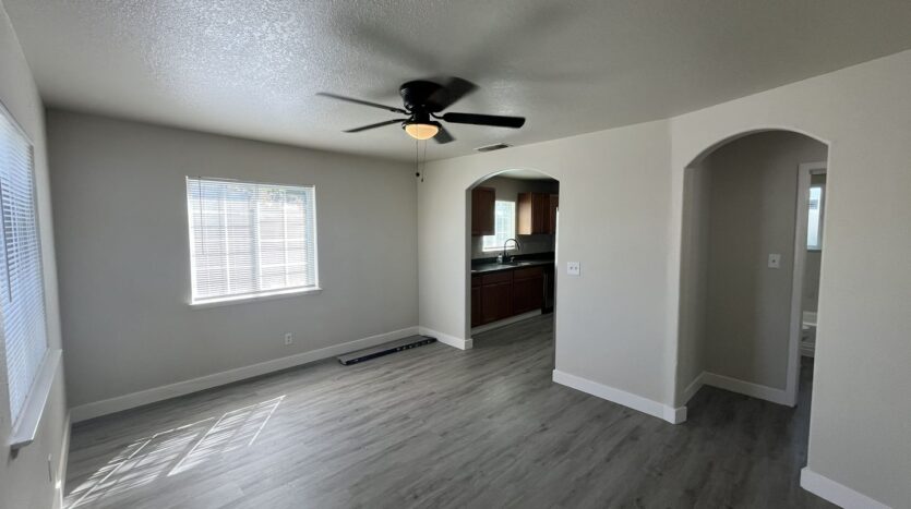 2569 - 2571 Erickson Street - Sacramento - California - 2 bed, 1 bath rental property