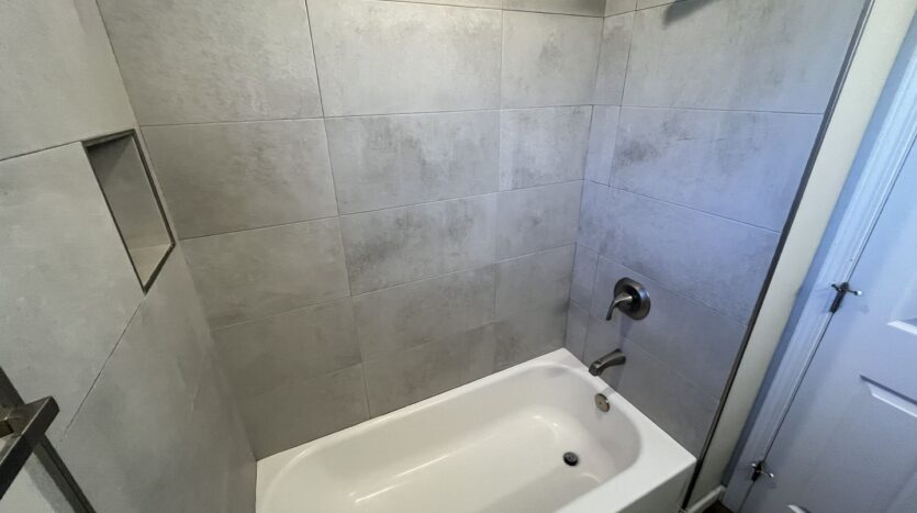 2569 - 2571 Erickson Street - Sacramento - California - 2 bed, 1 bath rental property