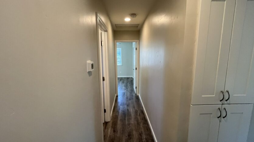 2569 - 2571 Erickson Street - Sacramento - California - 2 bed, 1 bath rental property