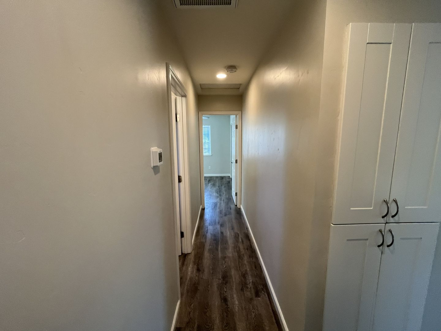 2569 - 2571 Erickson Street - Sacramento - California - 2 bed, 1 bath rental property