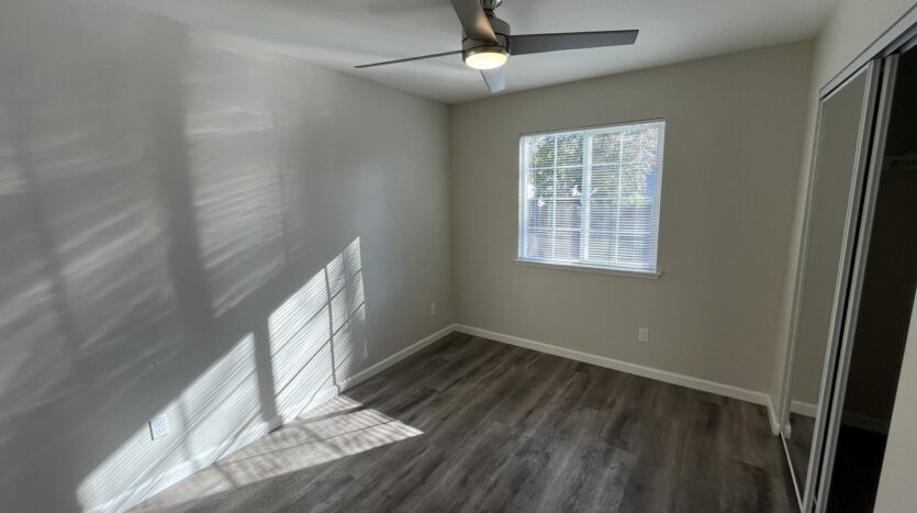 2569 - 2571 Erickson Street - Sacramento - California - 2 bed, 1 bath rental property
