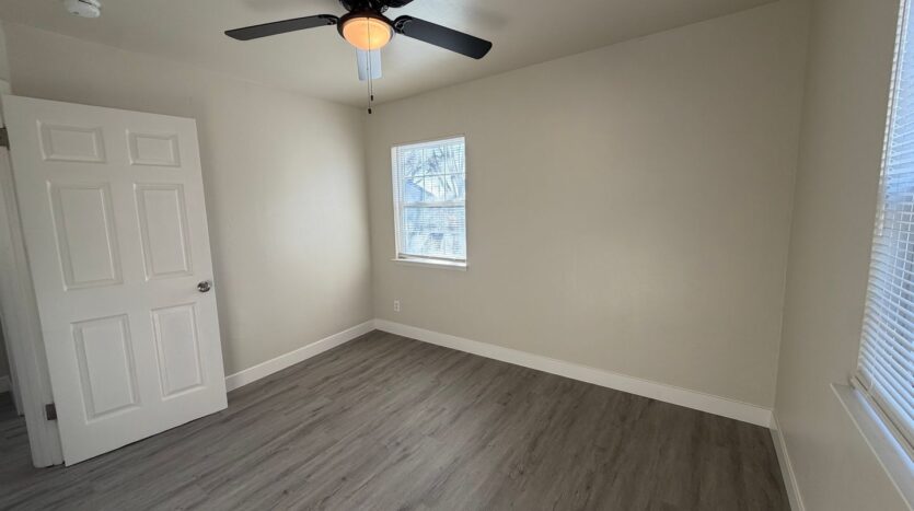 2569 - 2571 Erickson Street - Sacramento - California - 2 bed, 1 bath rental property