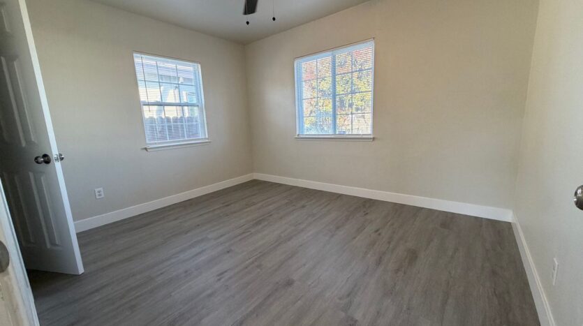 2569 - 2571 Erickson Street - Sacramento - California - 2 bed, 1 bath rental property