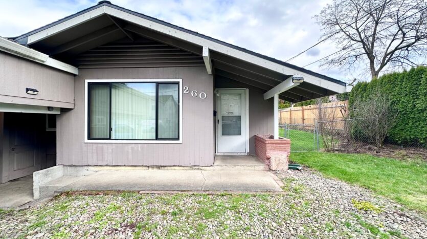 260 SE Elliot Ave - Gresham - Oregon - 2 bed, 1 bath rental property