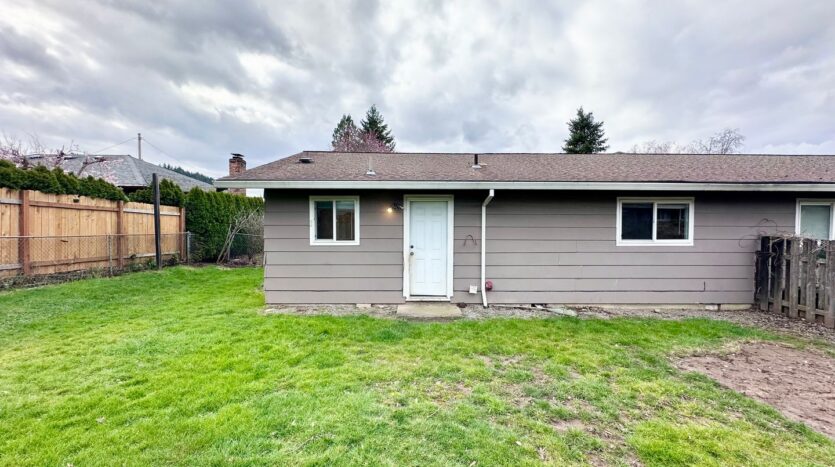 260 SE Elliot Ave - Gresham - Oregon - 2 bed, 1 bath rental property
