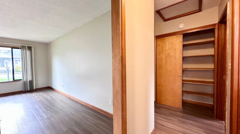260 SE Elliot Ave - Gresham - Oregon - 2 bed, 1 bath rental property