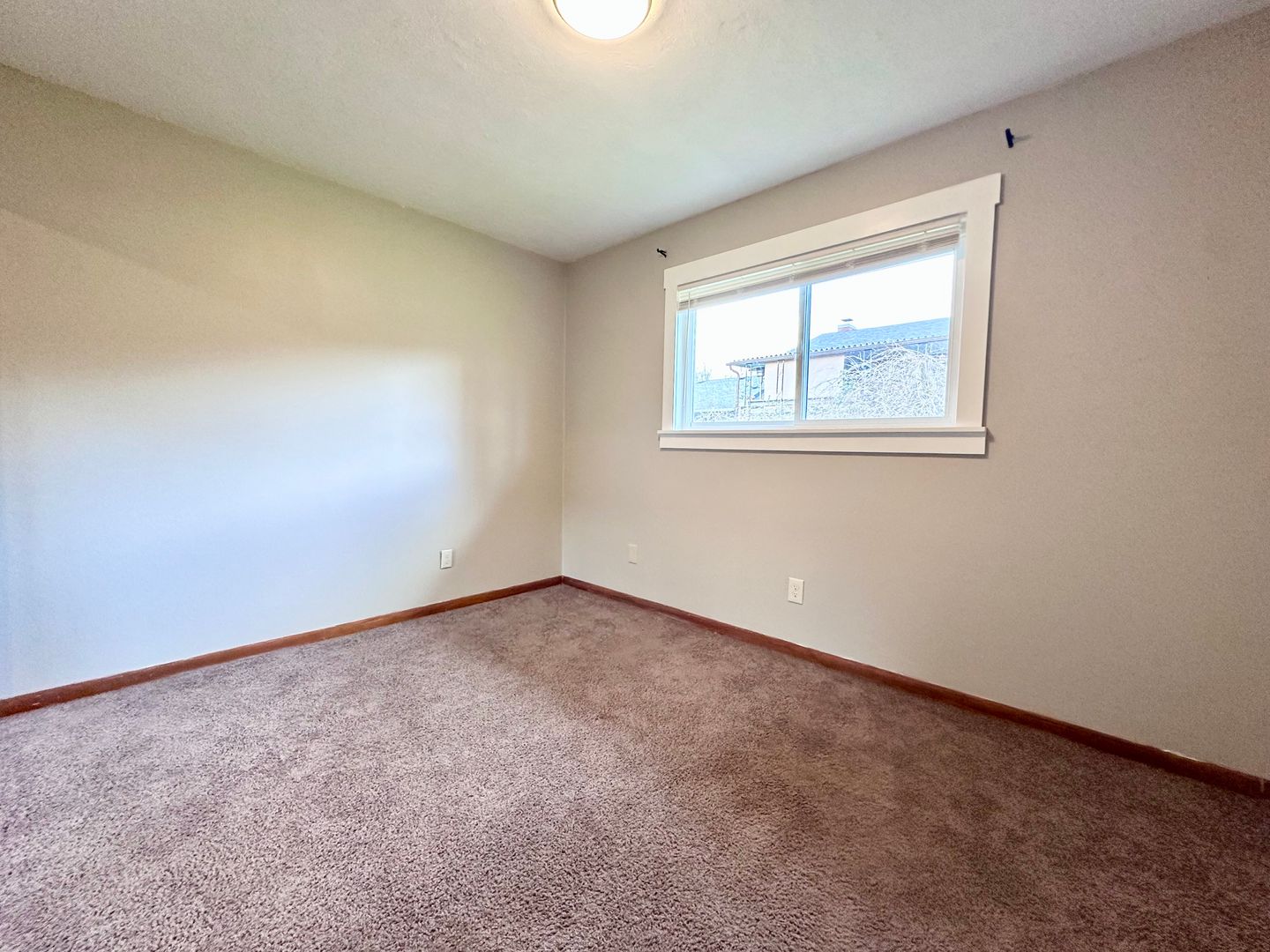 260 SE Elliot Ave - Gresham - Oregon - 2 bed, 1 bath rental property