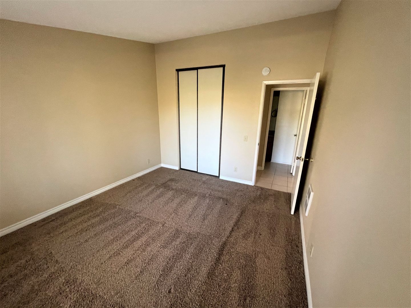 26261 Las Flores #G  - Mission Viejo - California - 1 bed, 1 bath rental property