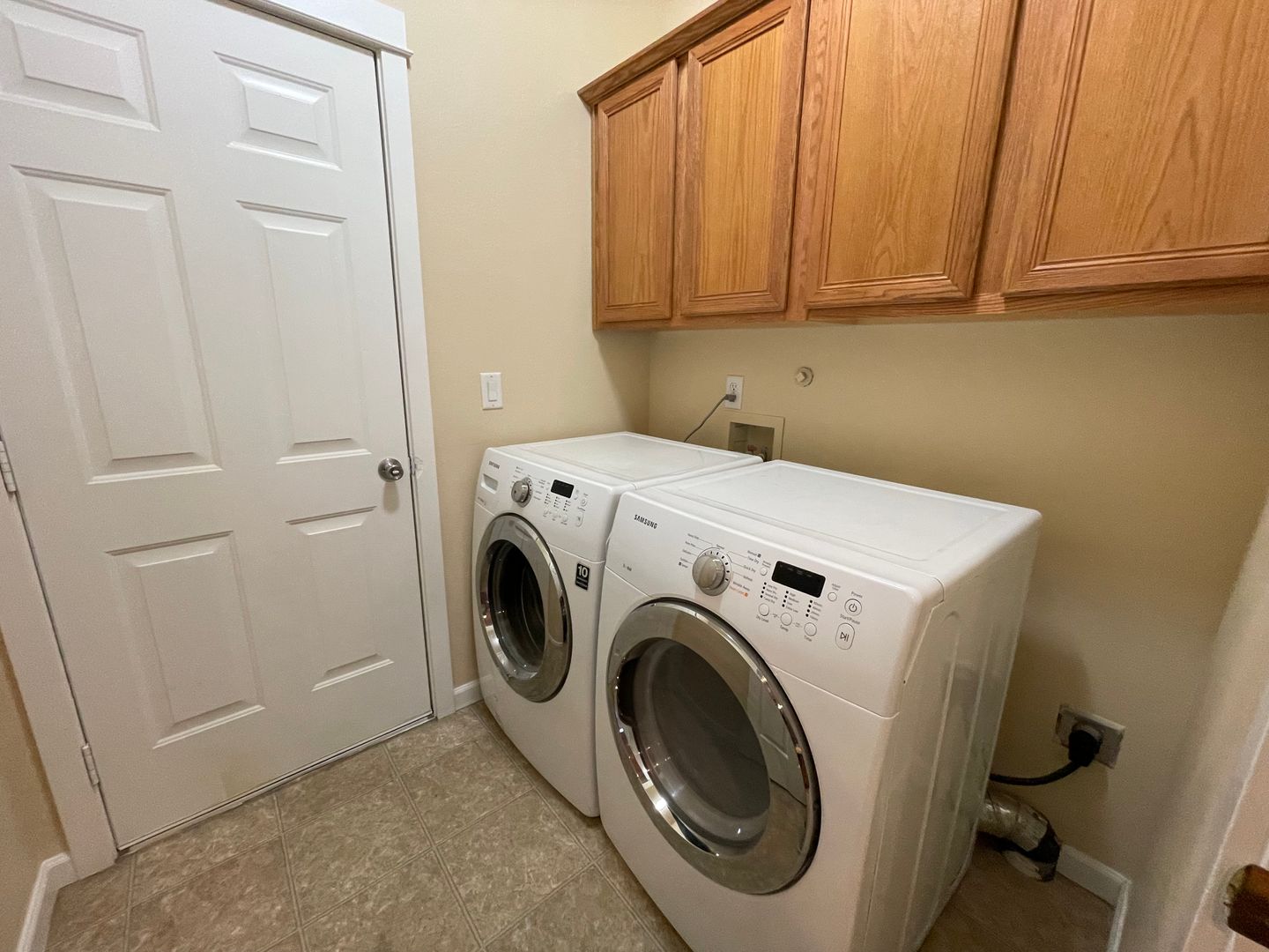 2638 SW Cascade Mountain Lane - Redmond - Oregon - 3 bed, 2.5 bath rental property