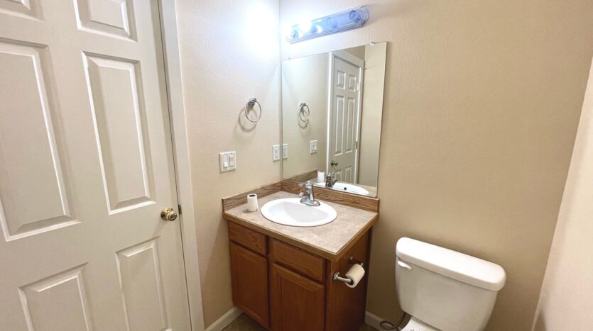 2638 SW Cascade Mountain Lane - Redmond - Oregon - 3 bed, 2.5 bath rental property