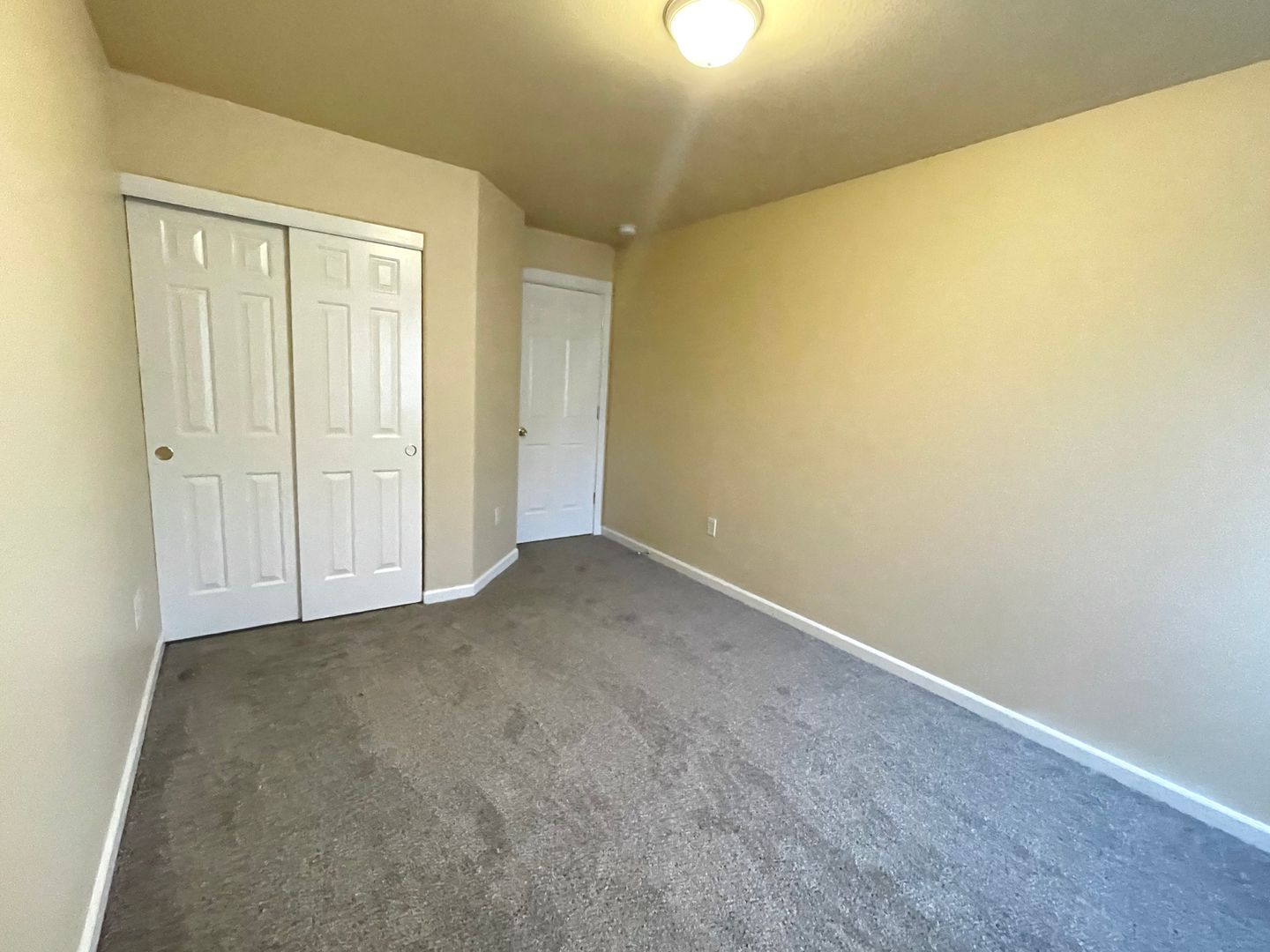 2638 SW Cascade Mountain Lane - Redmond - Oregon - 3 bed, 2.5 bath rental property