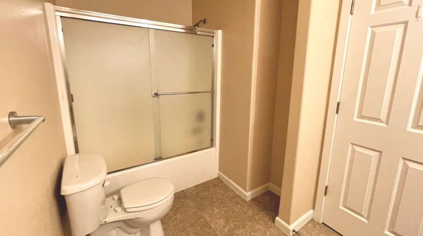 2638 SW Cascade Mountain Lane - Redmond - Oregon - 3 bed, 2.5 bath rental property