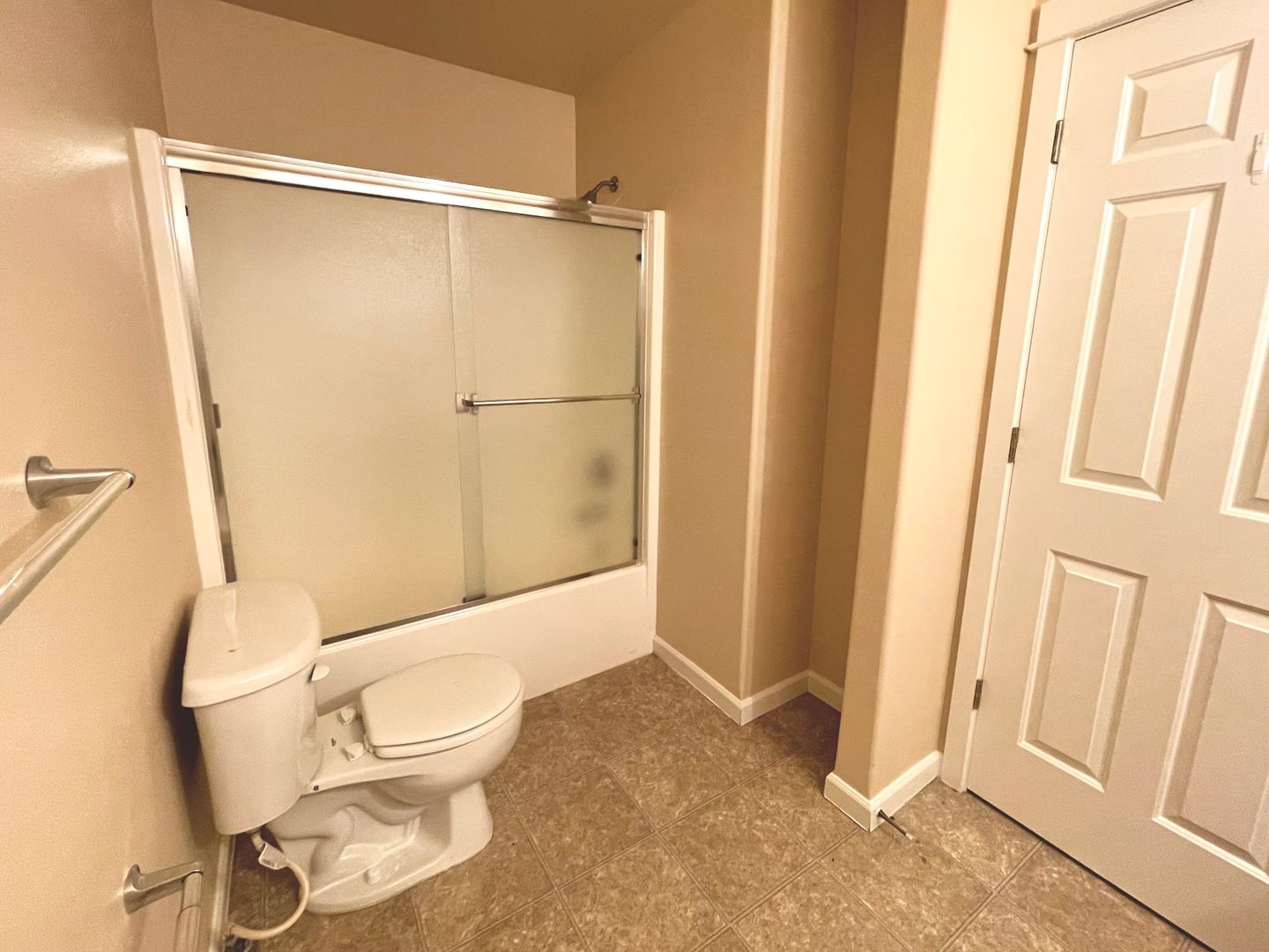 2638 SW Cascade Mountain Lane - Redmond - Oregon - 3 bed, 2.5 bath rental property