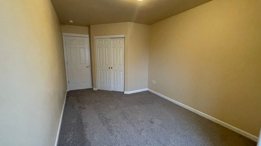 2638 SW Cascade Mountain Lane - Redmond - Oregon - 3 bed, 2.5 bath rental property