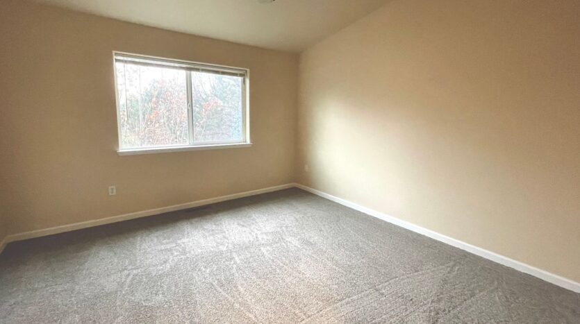 2638 SW Cascade Mountain Lane - Redmond - Oregon - 3 bed, 2.5 bath rental property