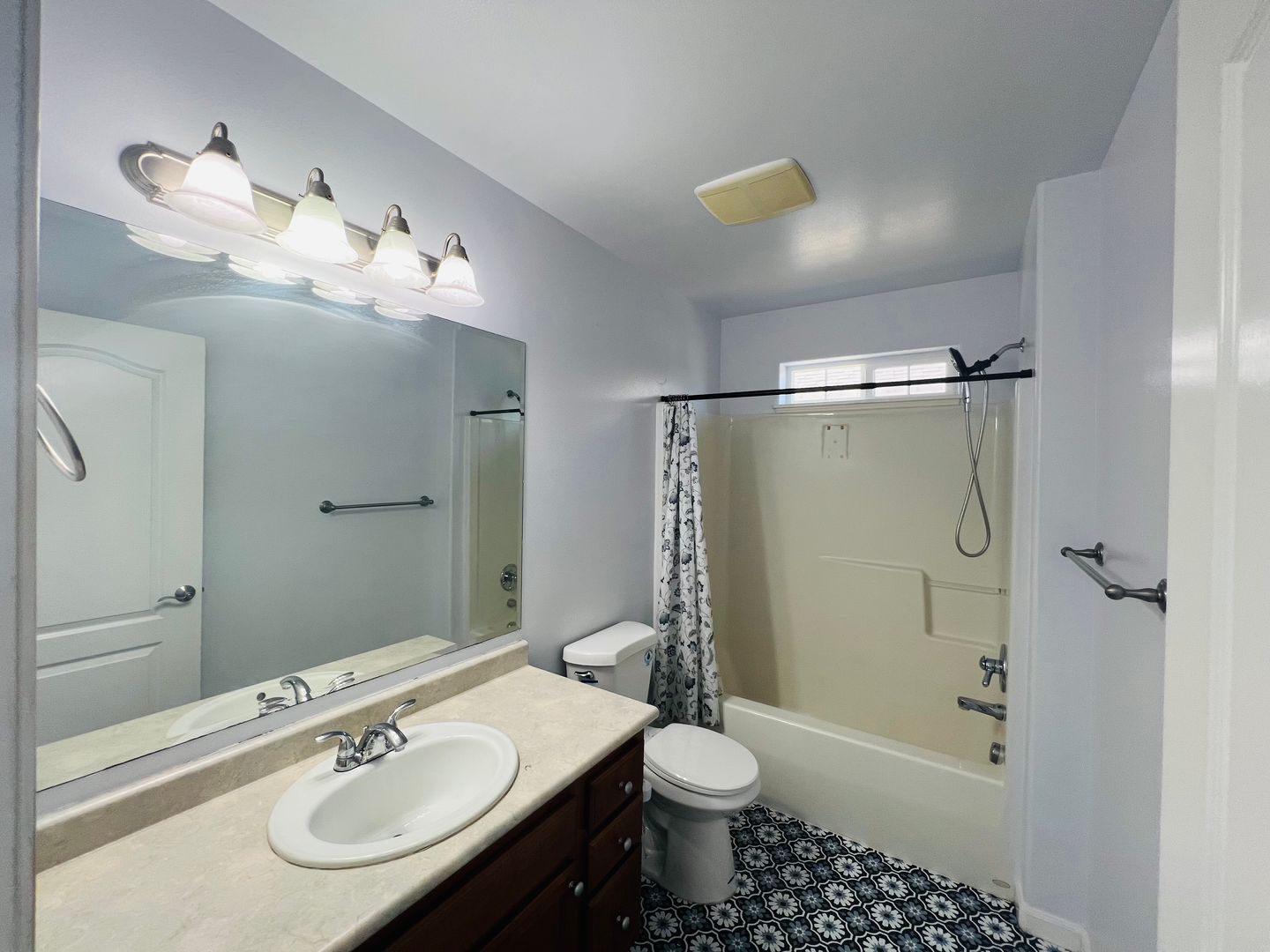 2650 Glenmore - Ferndale - Washington - 4 bed, 2.5 bath rental property