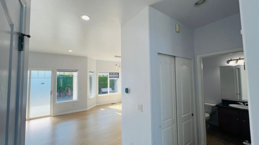 2650 Glenmore - Ferndale - Washington - 4 bed, 2.5 bath rental property