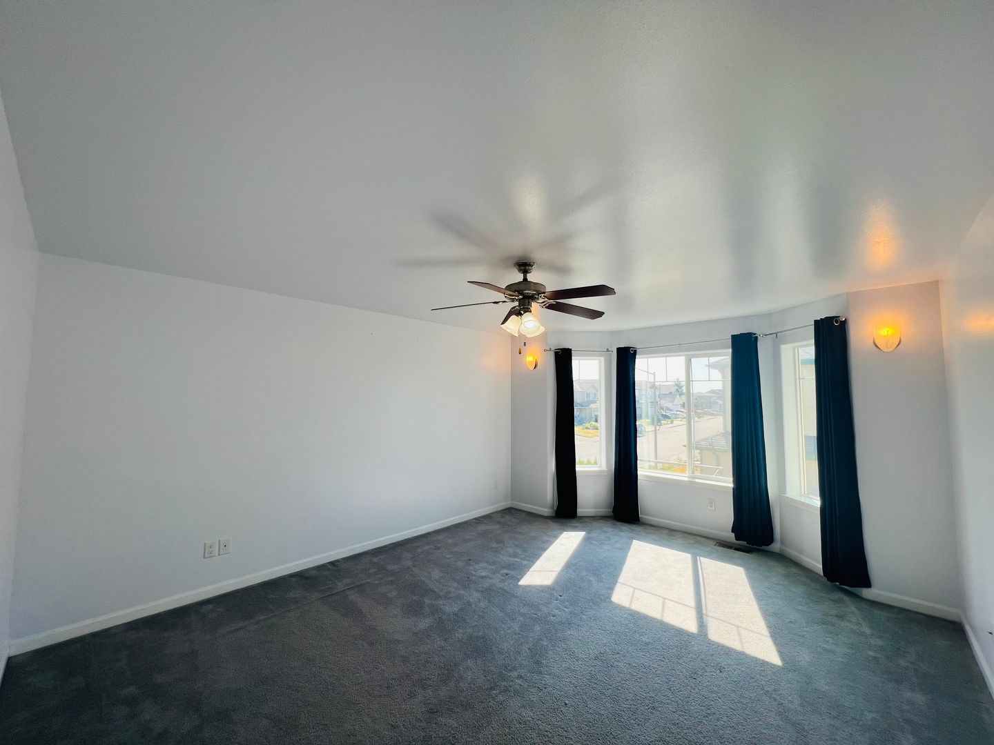 2650 Glenmore - Ferndale - Washington - 4 bed, 2.5 bath rental property