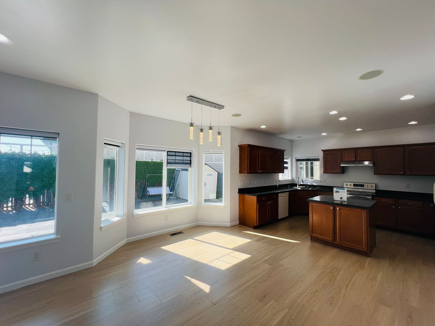 2650 Glenmore - Ferndale - Washington - 4 bed, 2.5 bath rental property