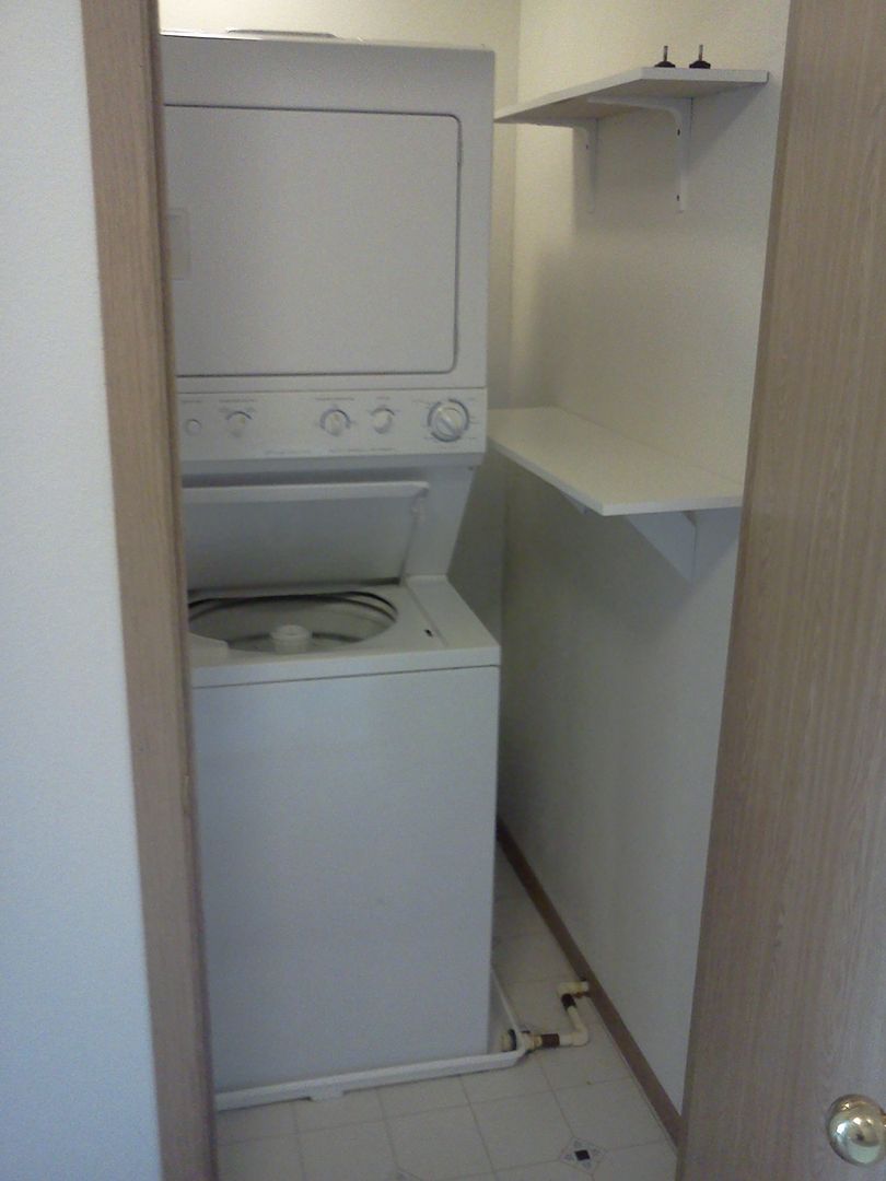 2719 - 2723 West Maplewood Avenue - Bellingham - Washington - 2 bed, 1.5 bath rental property