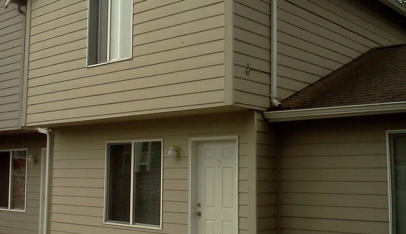 2719 - 2723 West Maplewood Avenue - Bellingham - Washington - 2 bed, 1.5 bath rental property