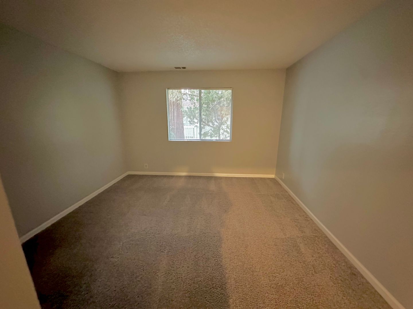 2800 Dover Ave - Fairfield - California - 2 bed, 1 bath rental property