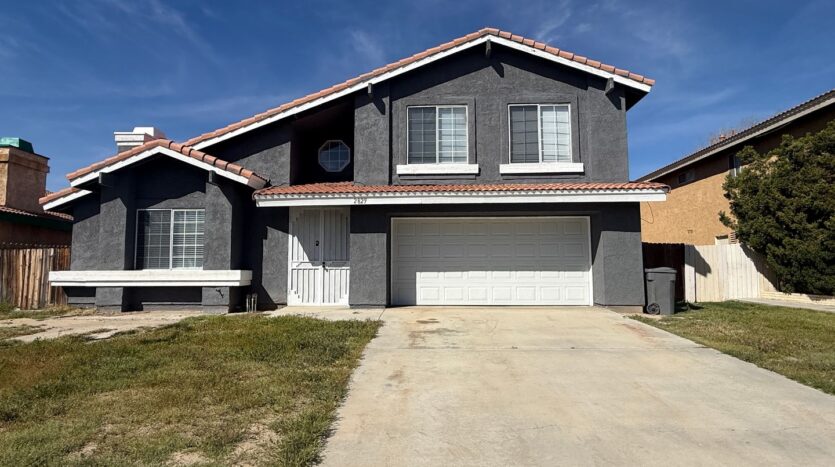 2829 San Luis Dr. - Lancaster - California - 4 bed, 3 bath rental property