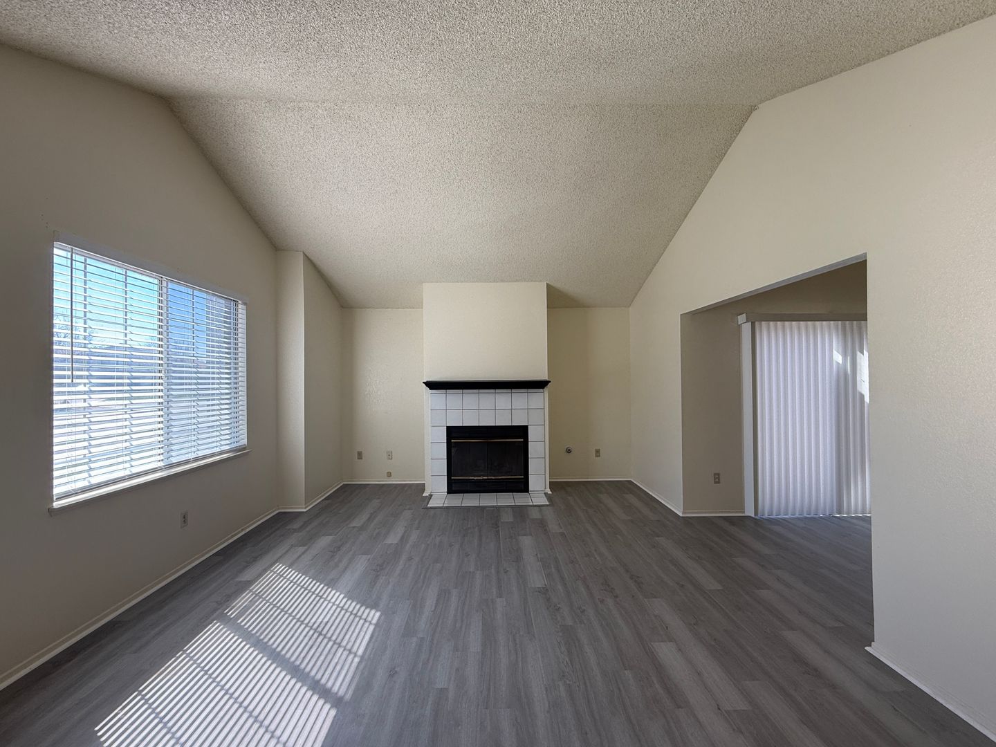 2829 San Luis Dr. - Lancaster - California - 4 bed, 3 bath rental property