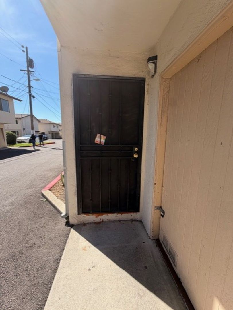 29163 Dixon Street - Hayward - California - 3 bed, 1.5 bath rental property