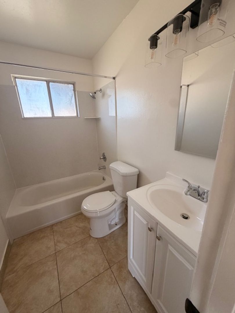 29163 Dixon Street - Hayward - California - 3 bed, 1.5 bath rental property