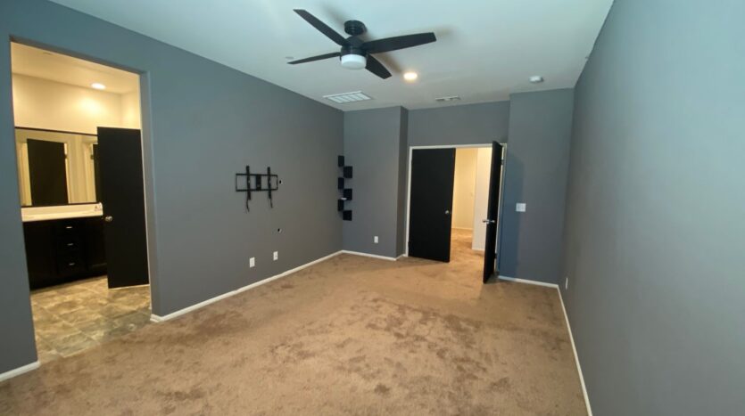 3017 Via Bella Rosa Ave - Rosamond - California - 4 bed, 2 bath rental property