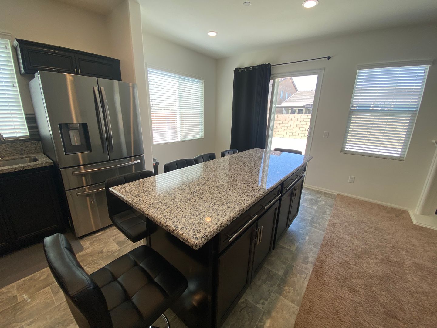 3017 Via Bella Rosa Ave - Rosamond - California - 4 bed, 2 bath rental property