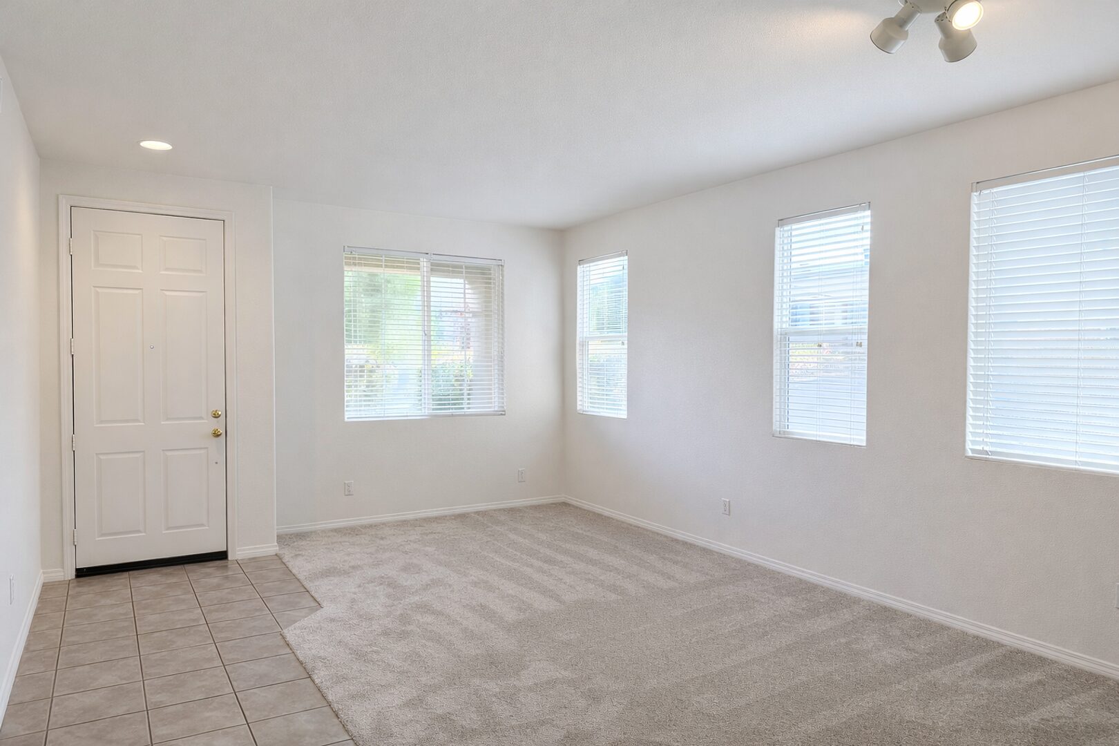 31672 Brisa Ct - Murrieta - California - 4 bed, 2.5 bath rental property