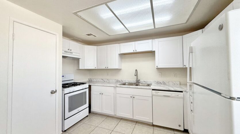 32400 Sky Blue Water Trail - 04 - Cathedral City - California - 3 bed, 2 bath rental property