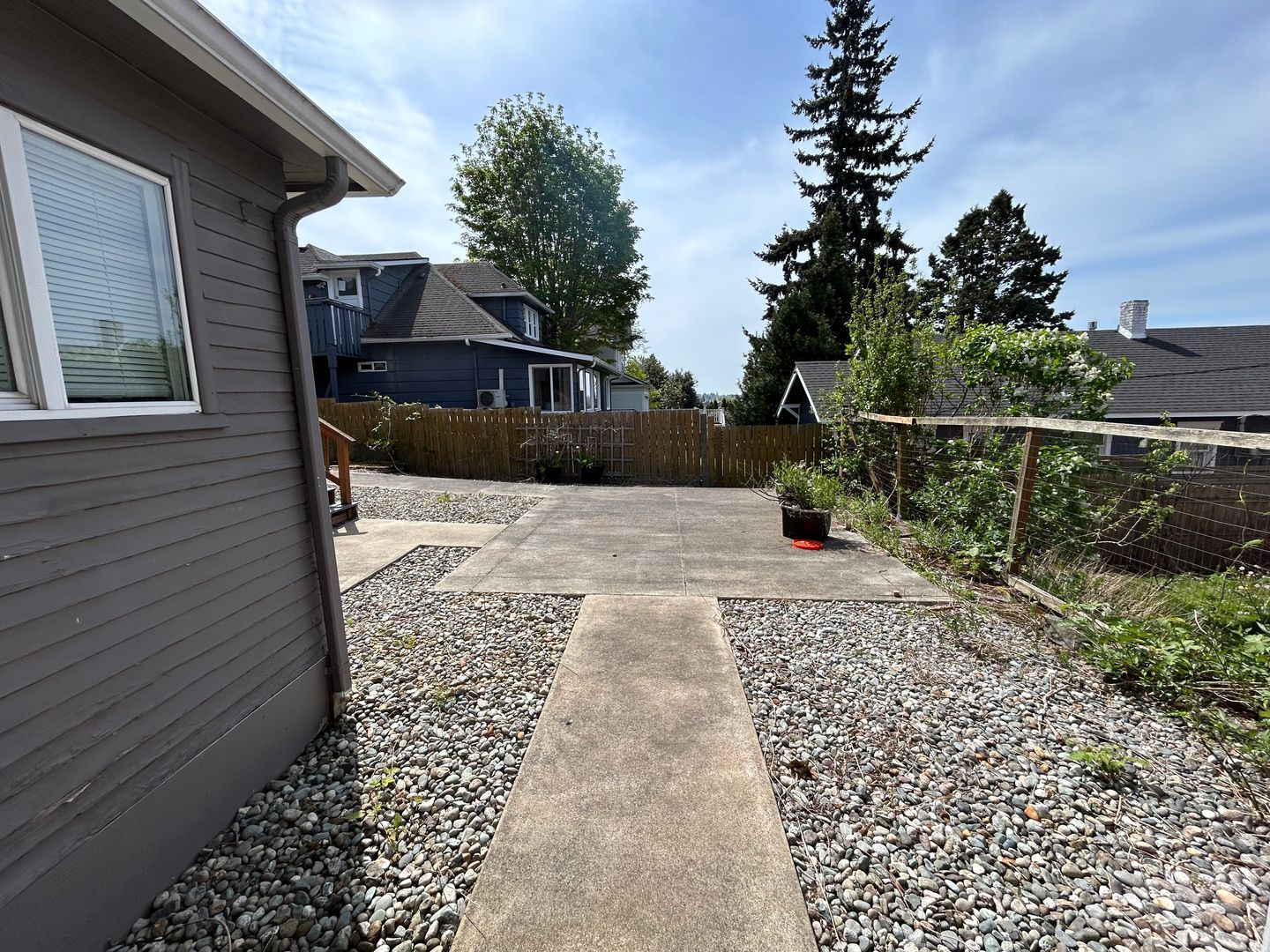 327 N. 4th St. - #9 - Mount Vernon - Washington - 1 bath rental property