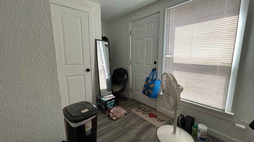 327 N. 4th St. - #9 - Mount Vernon - Washington - 1 bath rental property