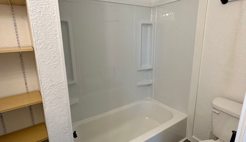 327 N. 4th St. - #9 - Mount Vernon - Washington - 1 bath rental property