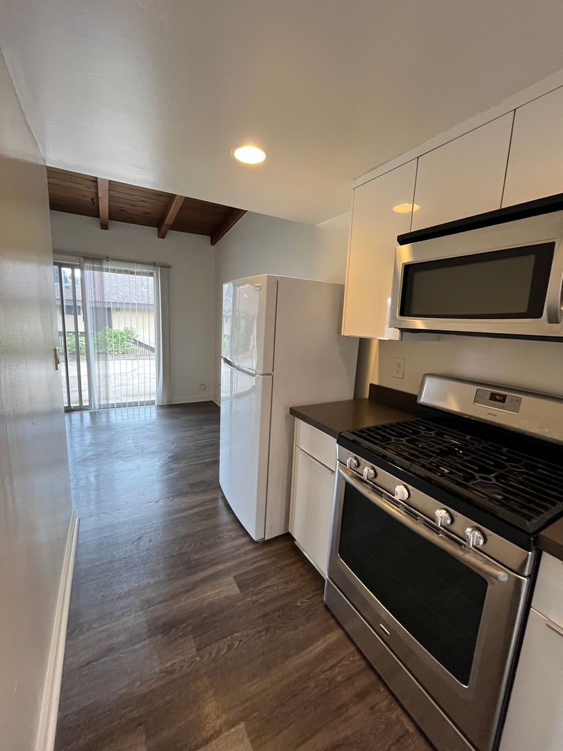 328 9th St - Del Mar - California - 1 bath rental property