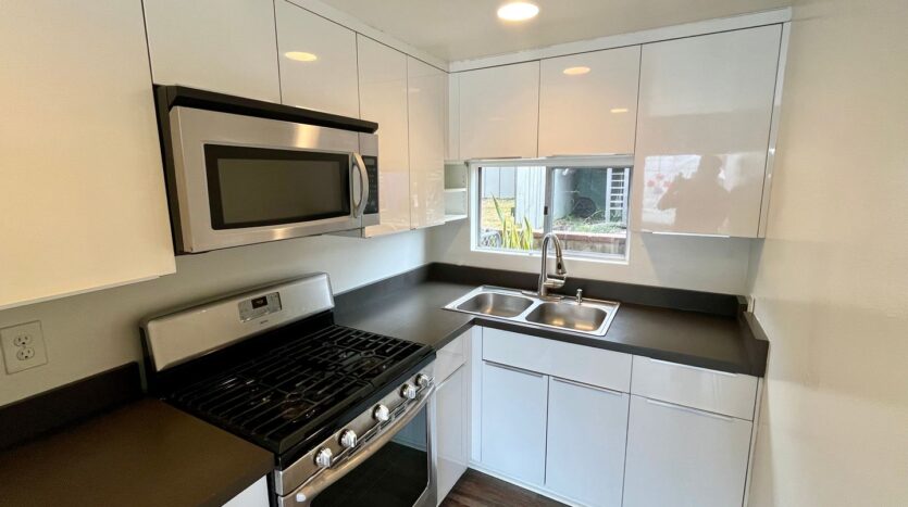 328 9th St - Del Mar - California - 1 bath rental property