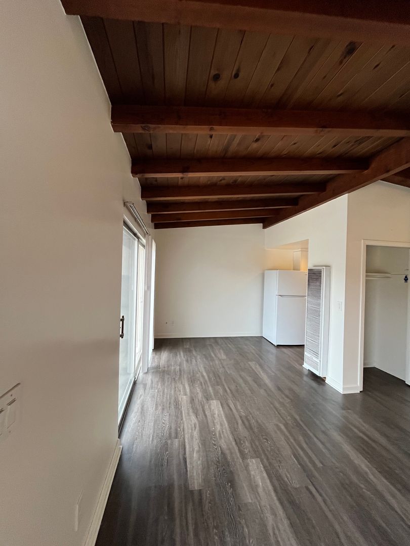 328 9th St - Del Mar - California - 1 bath rental property