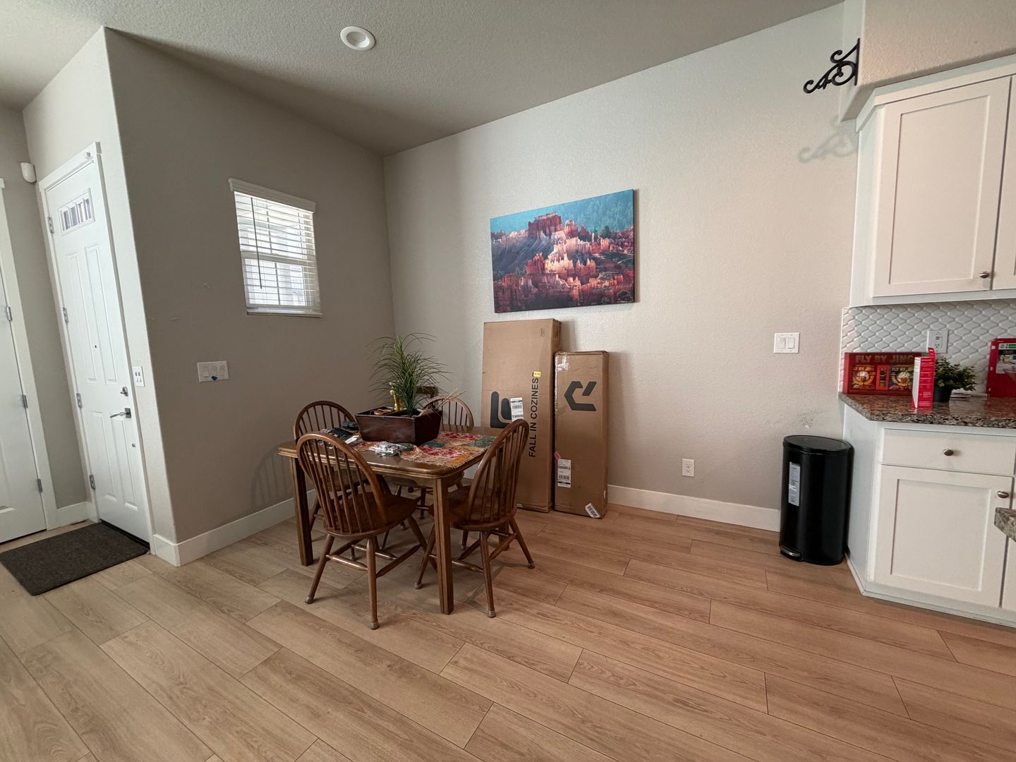 3285 Falcon Ct  - West Sacramento - California - 3 bed, 2.5 bath rental property