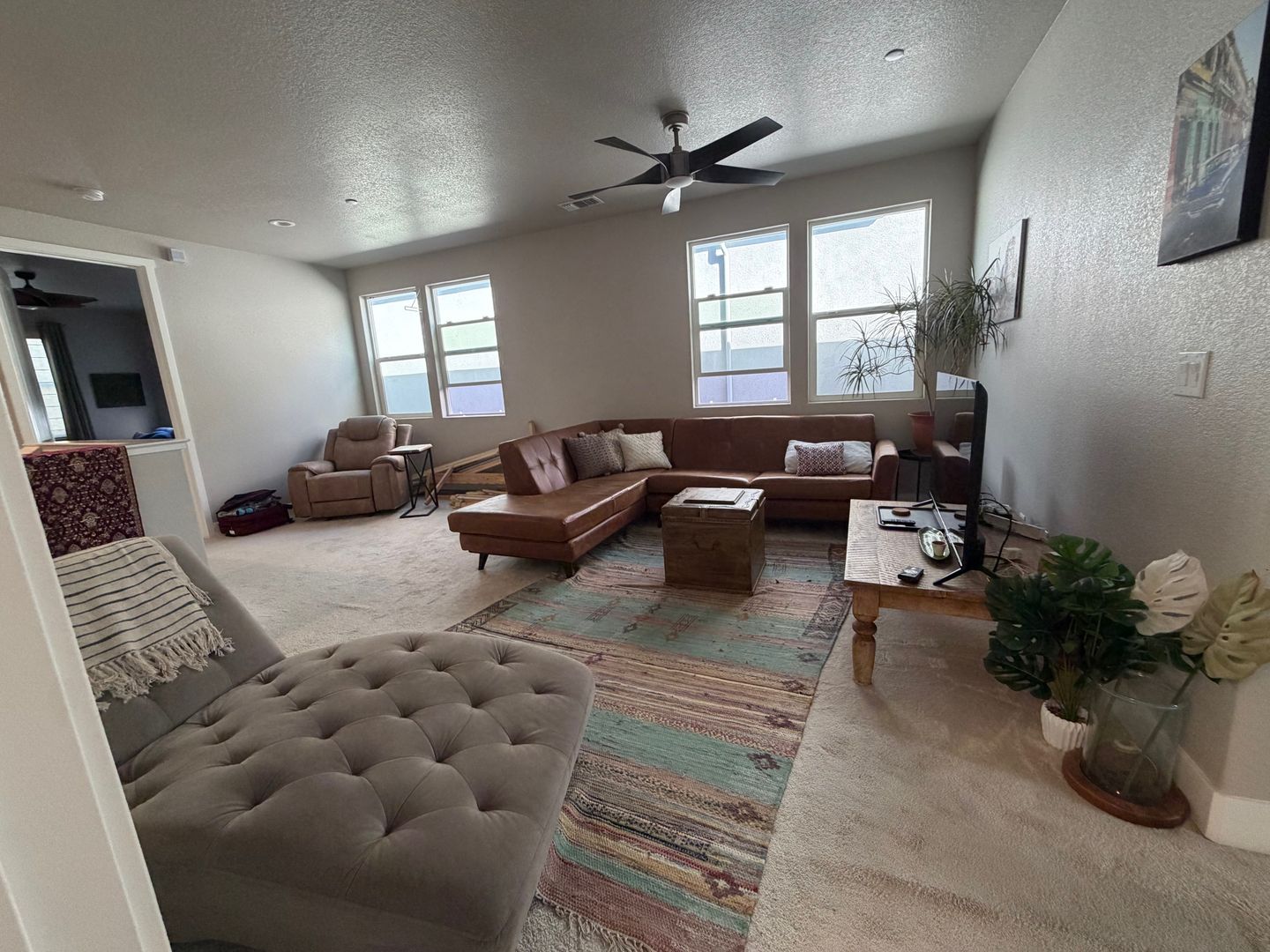 3285 Falcon Ct  - West Sacramento - California - 3 bed, 2.5 bath rental property