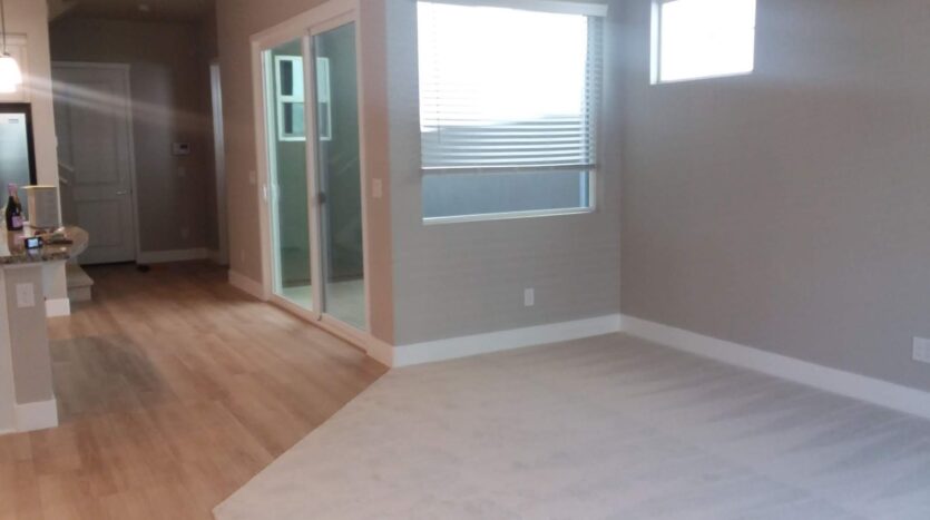 3285 Falcon Ct  - West Sacramento - California - 3 bed, 2.5 bath rental property