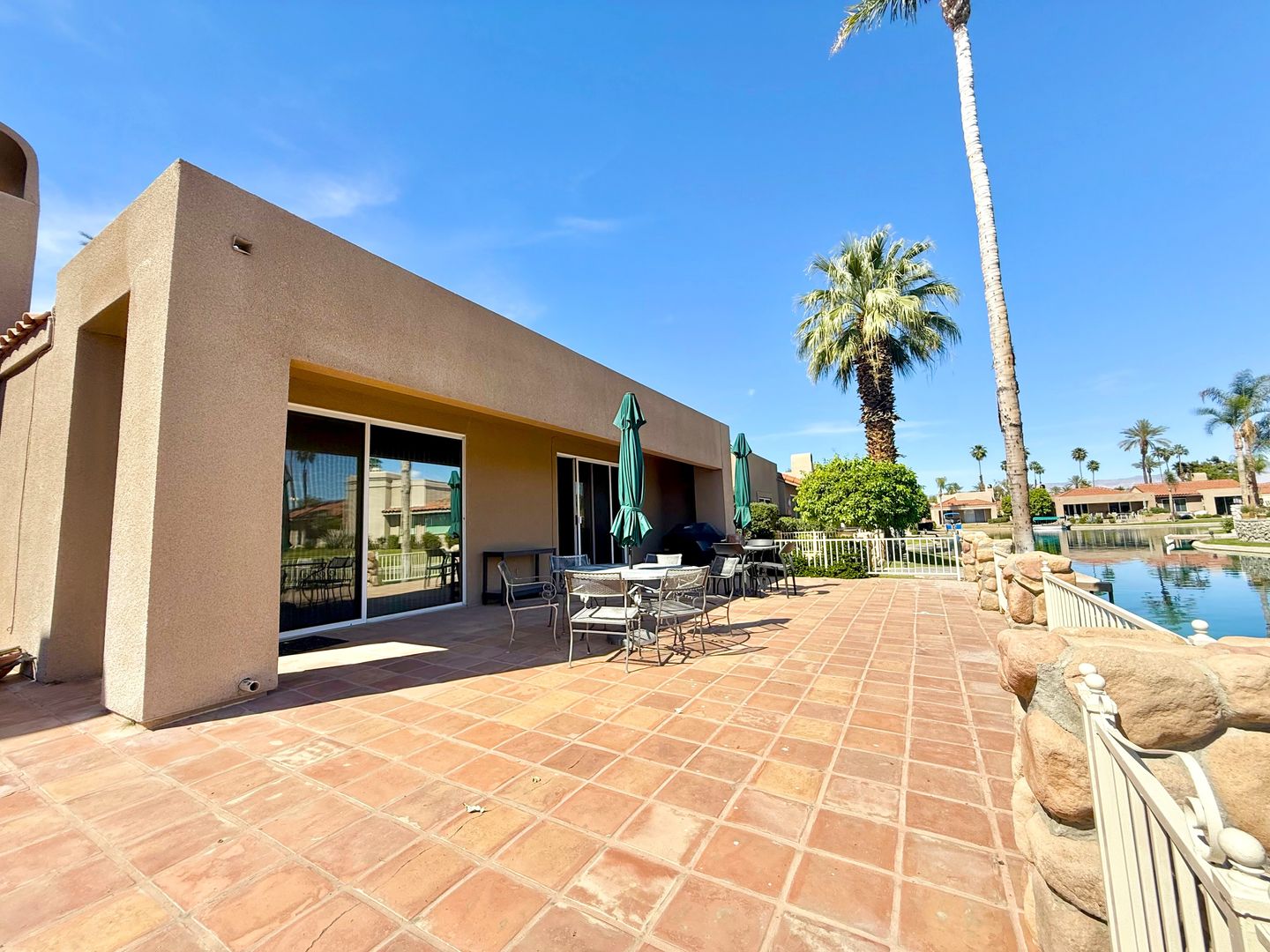 34 Lake Shore Drive - Rancho Mirage - California - 3 bed, 3 bath rental property