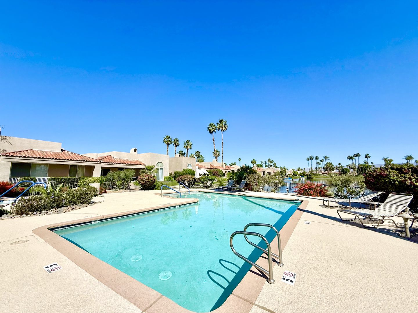 34 Lake Shore Drive - Rancho Mirage - California - 3 bed, 3 bath rental property