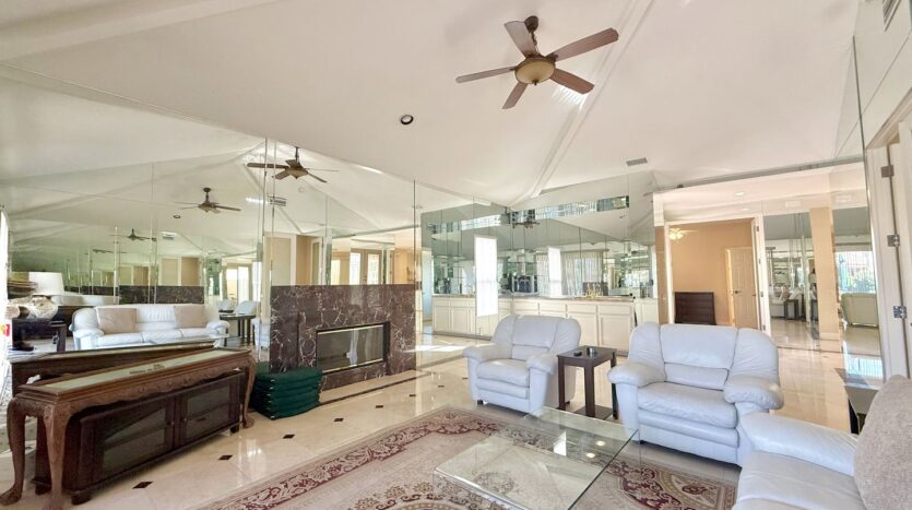 34 Lake Shore Drive - Rancho Mirage - California - 3 bed, 3 bath rental property