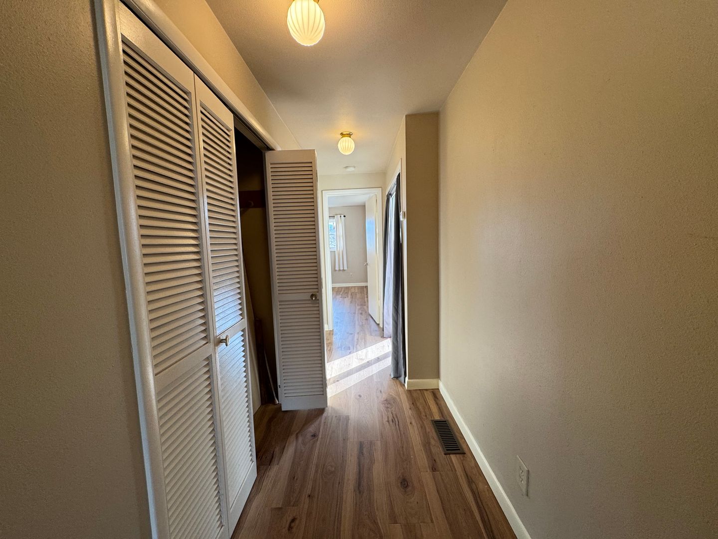 3414 Plymouth Drive - Bellingham - Washington - 3 bed, 2 bath rental property