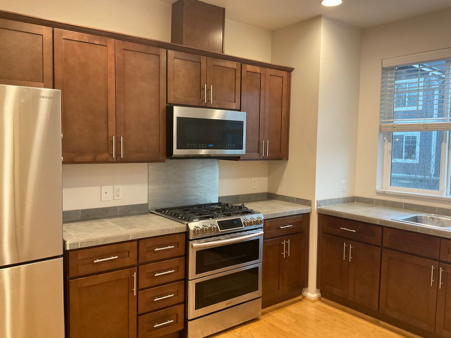 3417 31st Drive  - Everett - Washington - 2 bed, 3 bath rental property